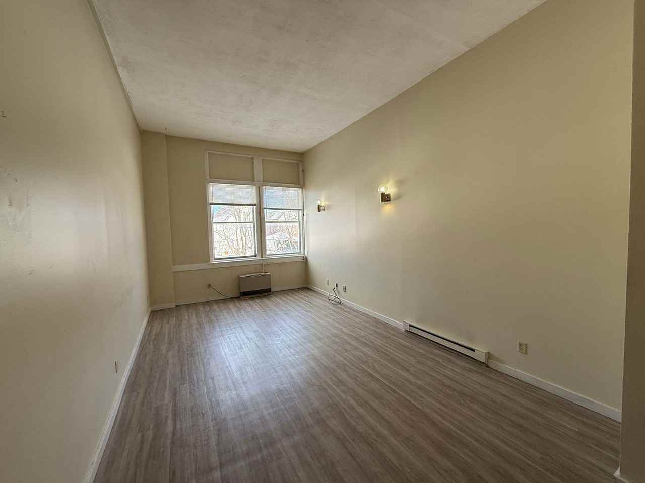 41 Academy Street - Photo 7 of 26