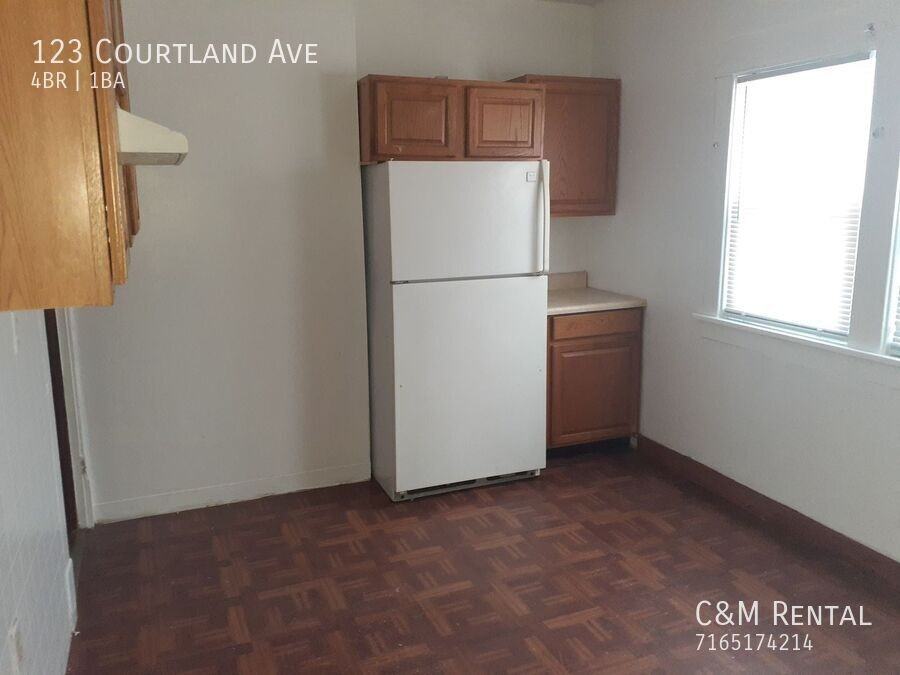 123 Courtland Ave - Photo 3 of 21