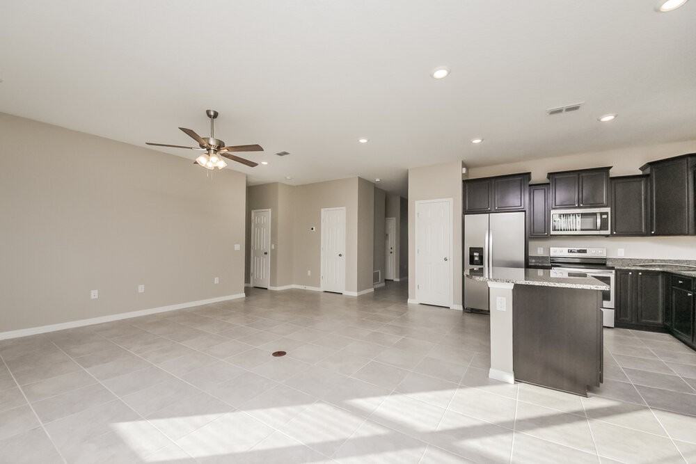 1880 Cayman Cove Cir - Photo 5 of 16