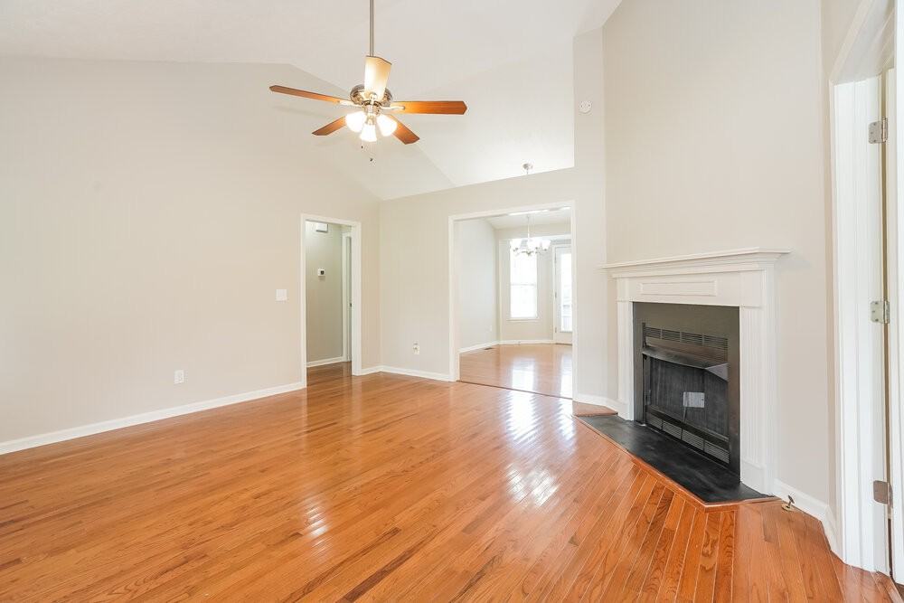 725 Veneta View Dr - Photo 5 of 16