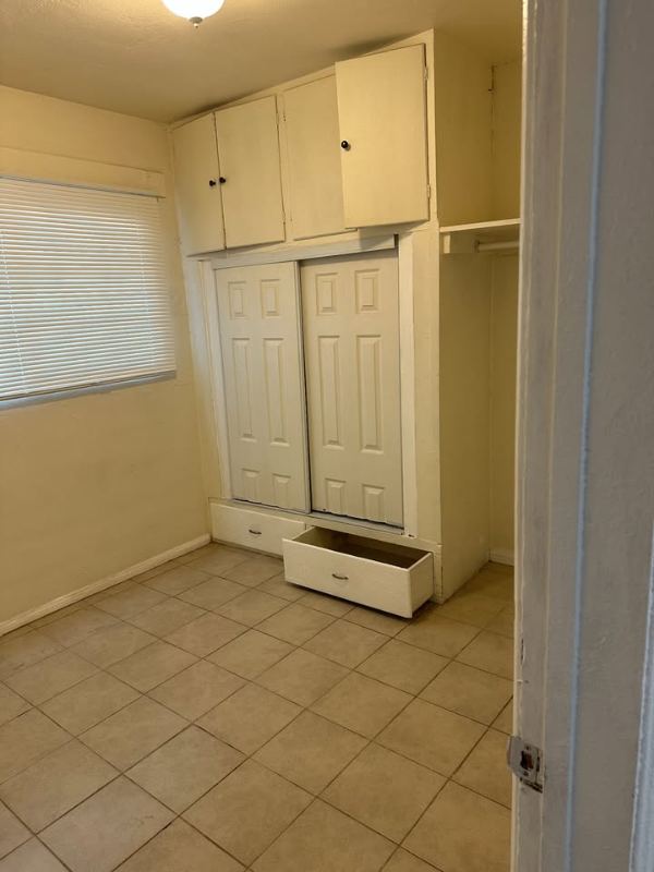 250 W Williams St #A - Photo 6 of 9