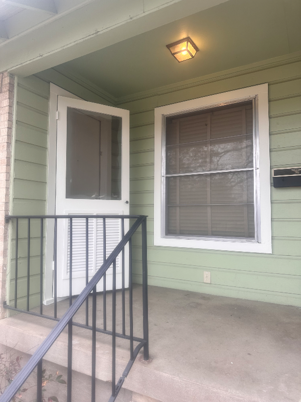 5116 Maryland Ave - Photo 2 of 8