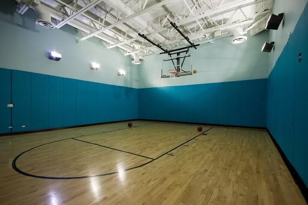 335 East Grand Avenue - Photo 7 of 16