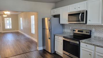 featured image of 340 S 6th St