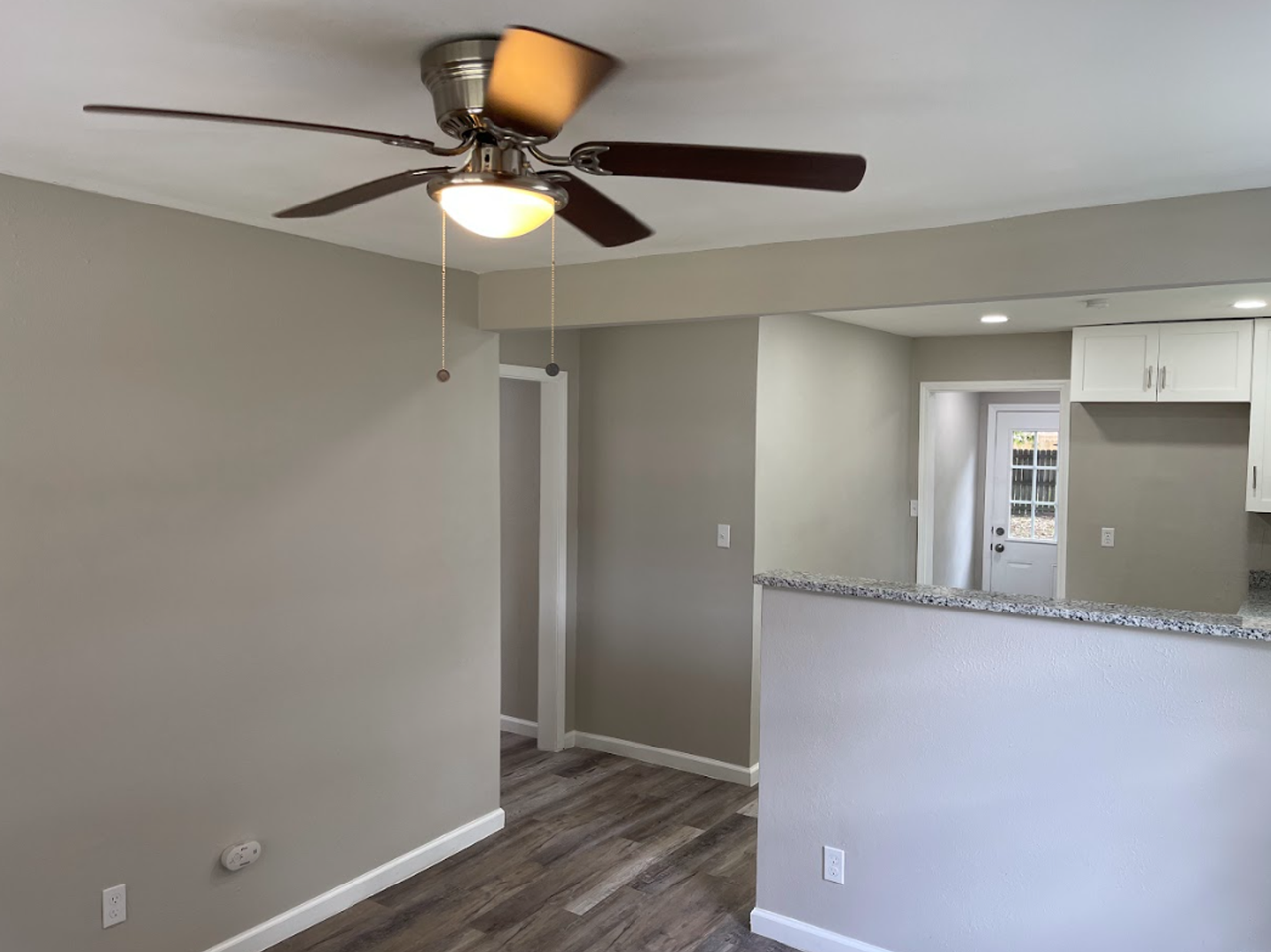 1907 7th St Se - Photo 5 of 21