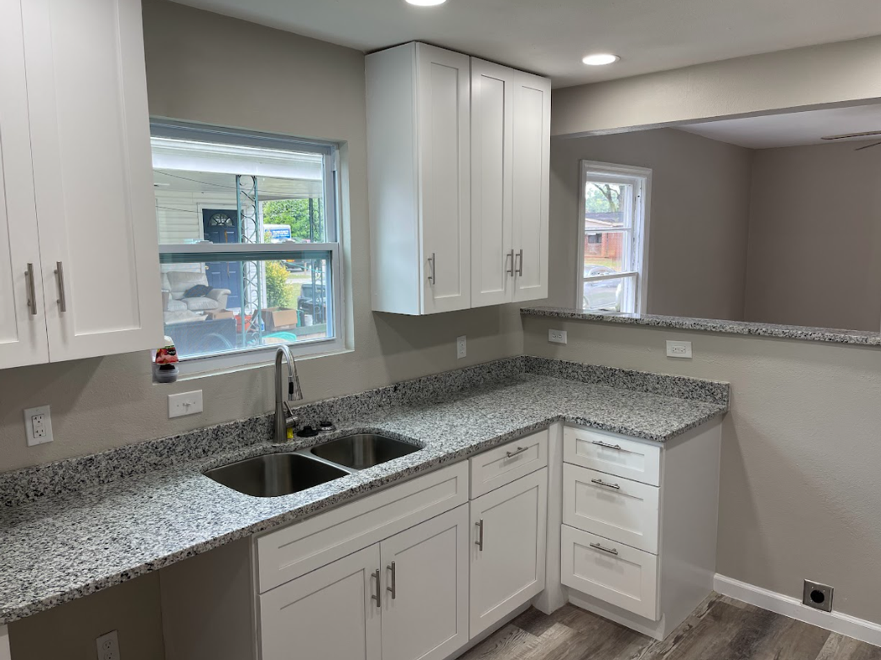 1907 7th St Se - Photo 6 of 21