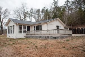 featured image of 1275 Gravel Ridge Rd