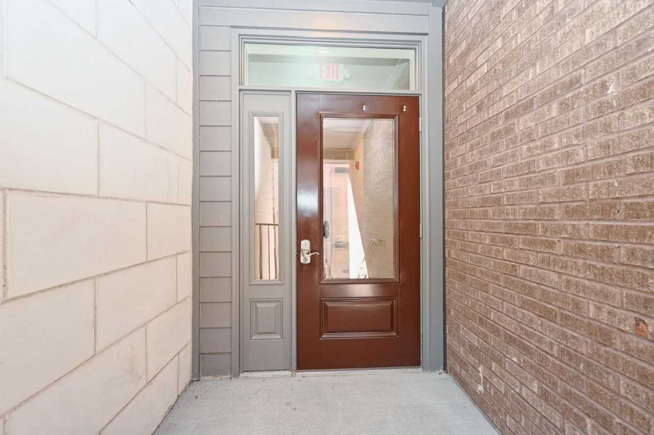 1613 Marshall Hollow Dr #203 - Photo 7 of 33