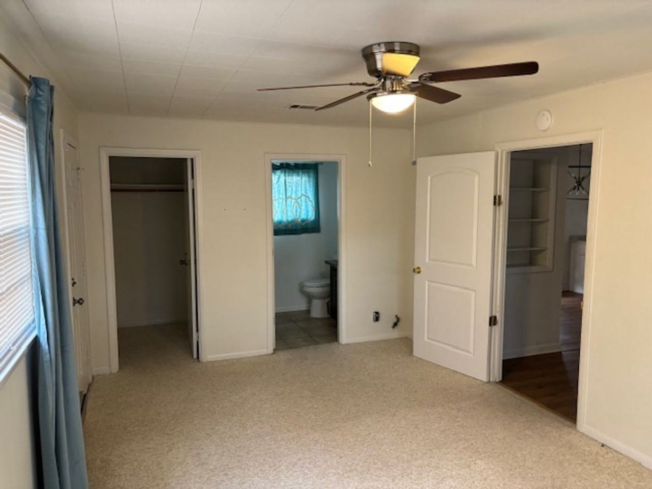 3826 Westgate Dr - Photo 3 of 38