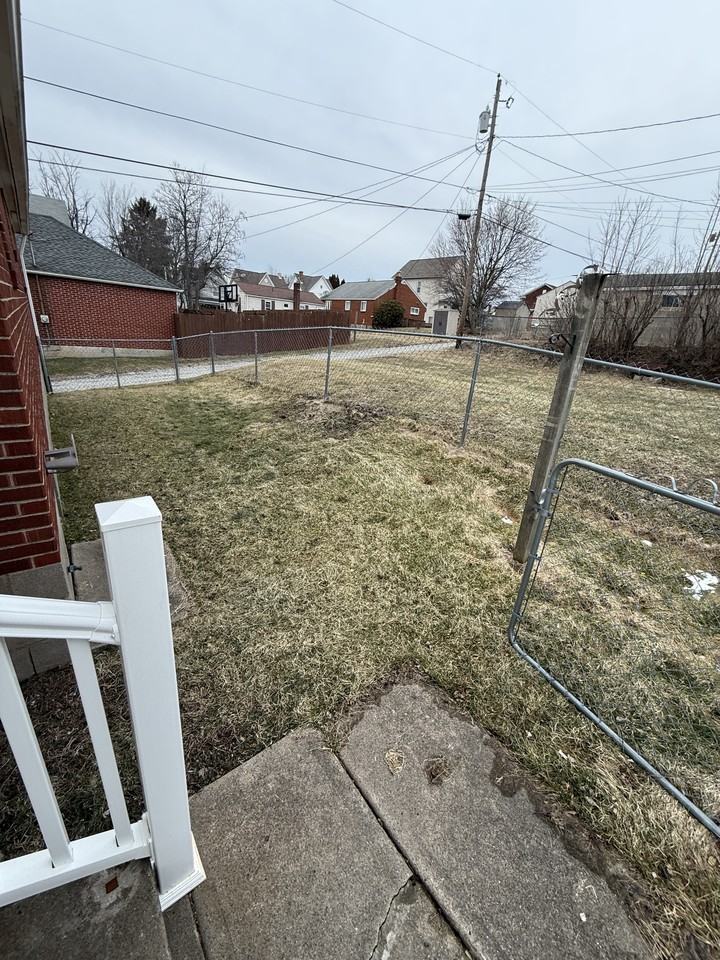 403 Parkman St #NA - Photo 2 of 14