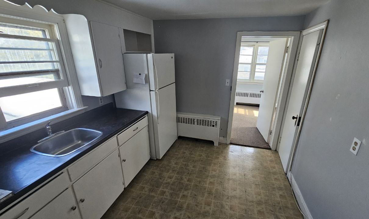 610 Temple St Uppr - Photo 2 of 13