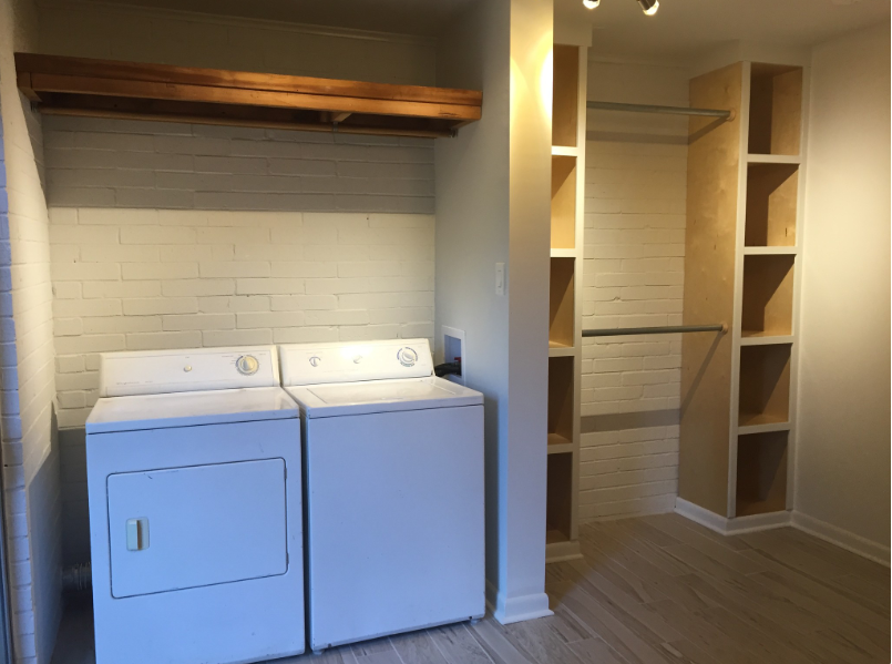 261 E State St #6 - Photo 4 of 6