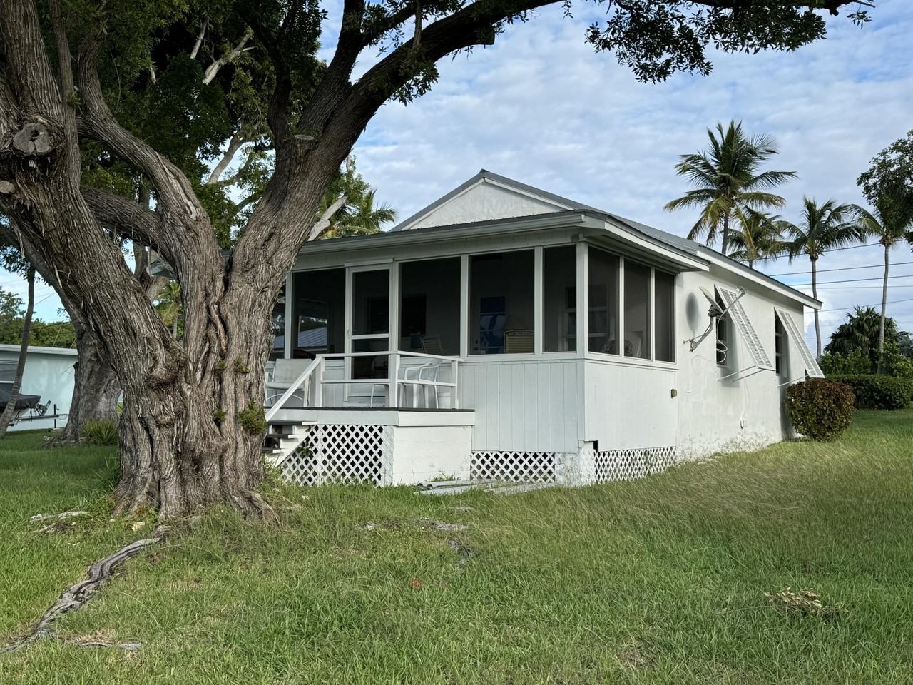 184 Harborview Drive - Photo 7 of 23