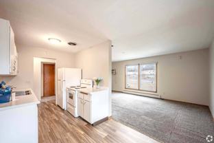 Marjon Terrace - Photo 1 of 1