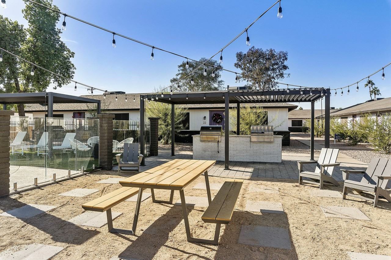 The Monica - Photo 6 of 31