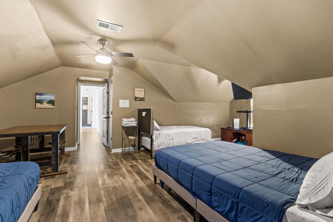 Berryhill Dr - Photo 7 of 7