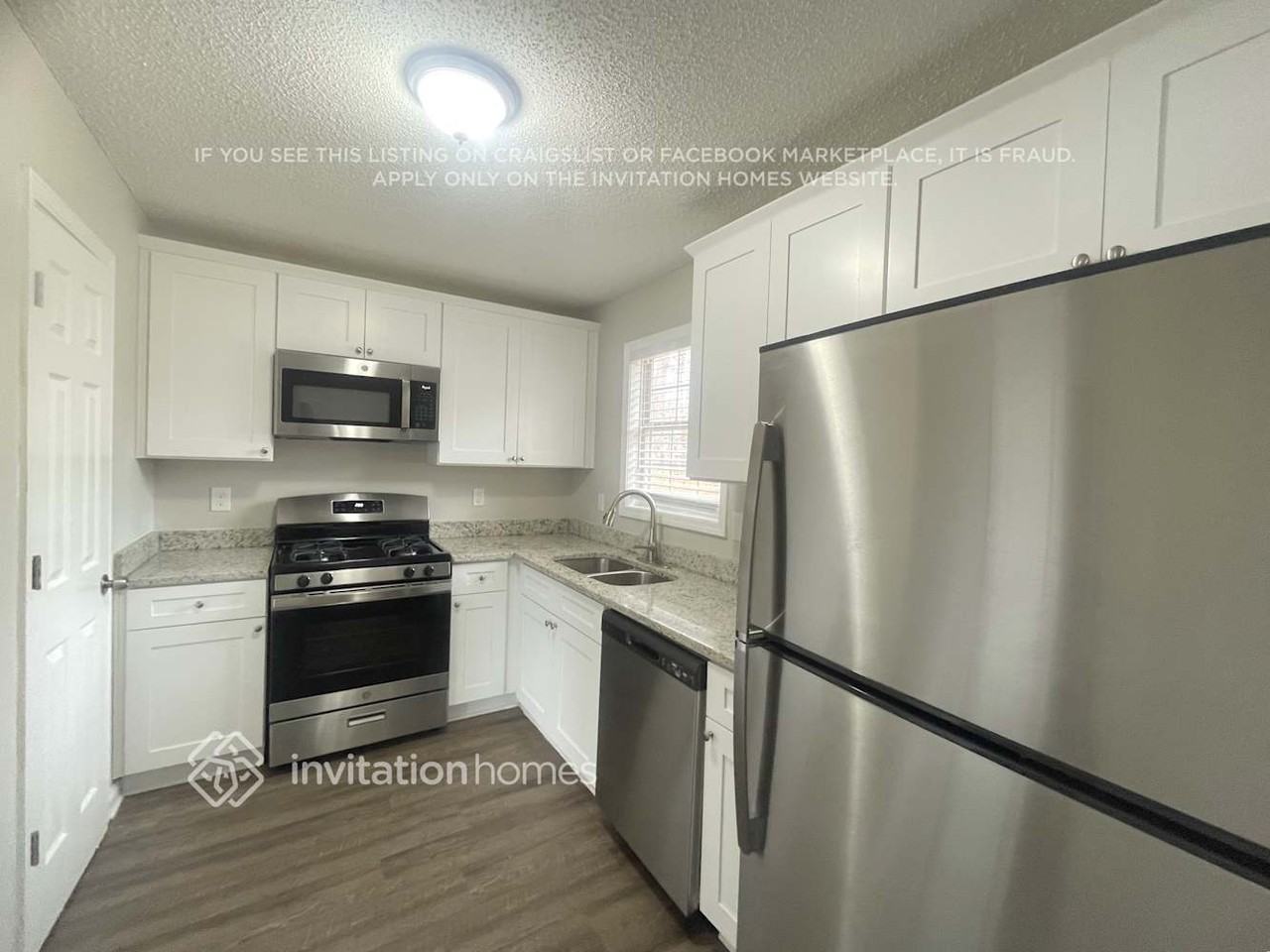 304 Ivy Brook Dr - Photo 4 of 11
