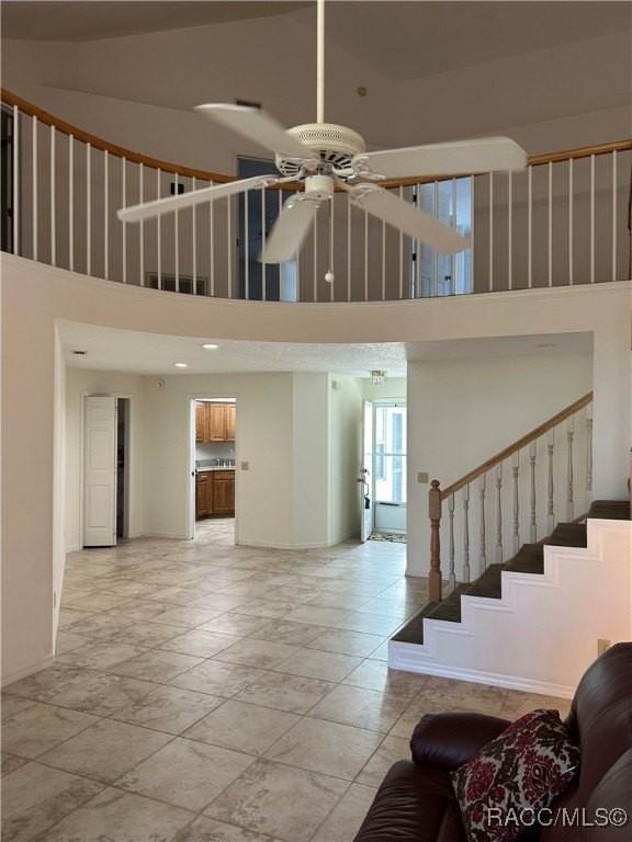 709 Moray Dr - Photo 3 of 10