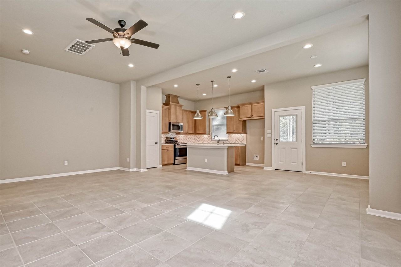 515 Long Leaf Pine Dr - Photo 4 of 44