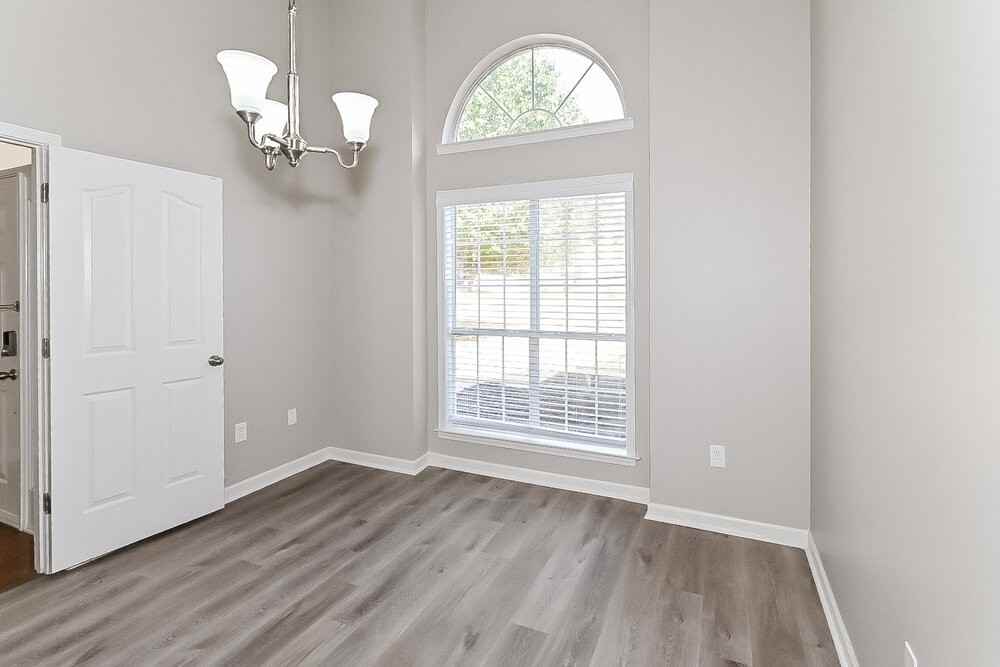 5801 Michaelson Dr - Photo 4 of 16