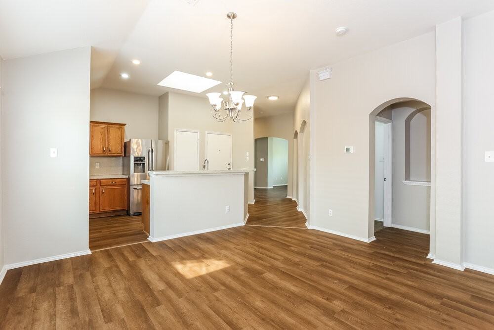 236 Starlight Dr - Photo 6 of 16