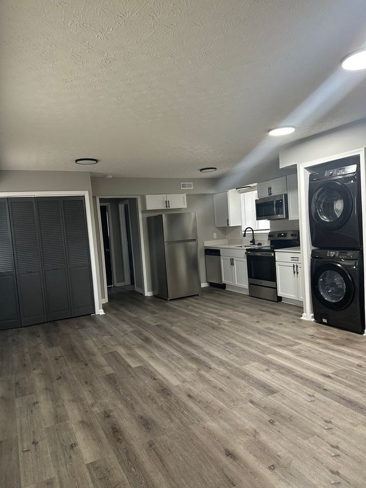 2246 Ransdell St - Photo 2 of 8