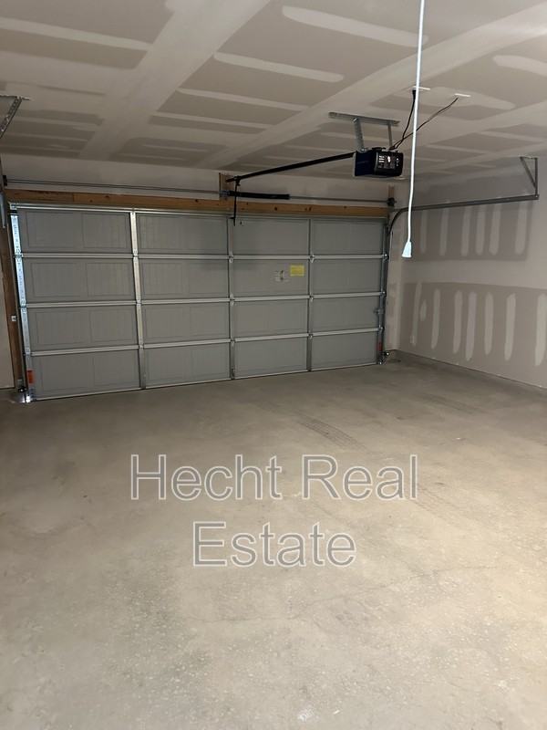 2408 Lost Creek Rd - Photo 3 of 25