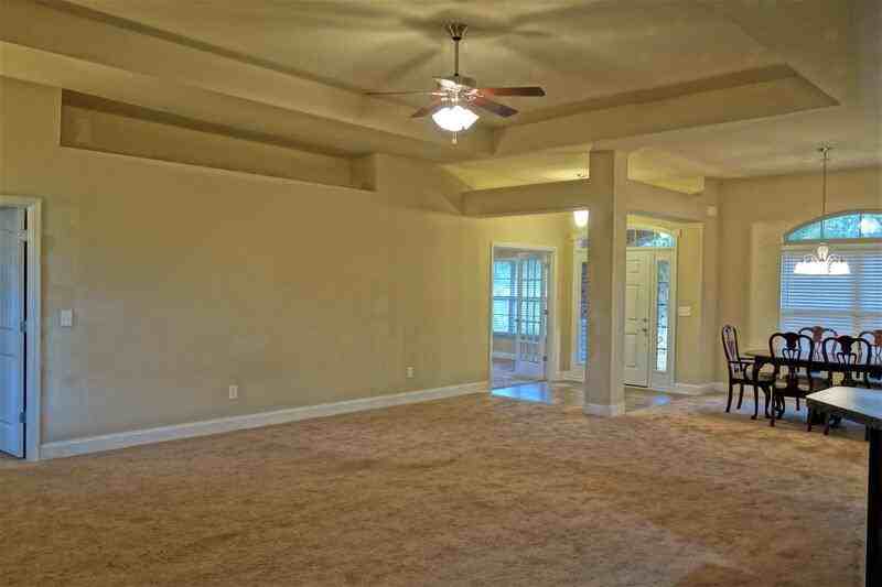 175 Lyons Rd - Photo 6 of 21