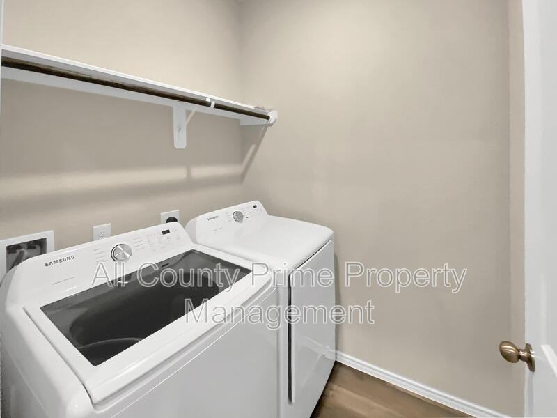 11593 Persimmon St - Photo 7 of 16