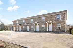 featured image of 1210 Ash Ridge Dr