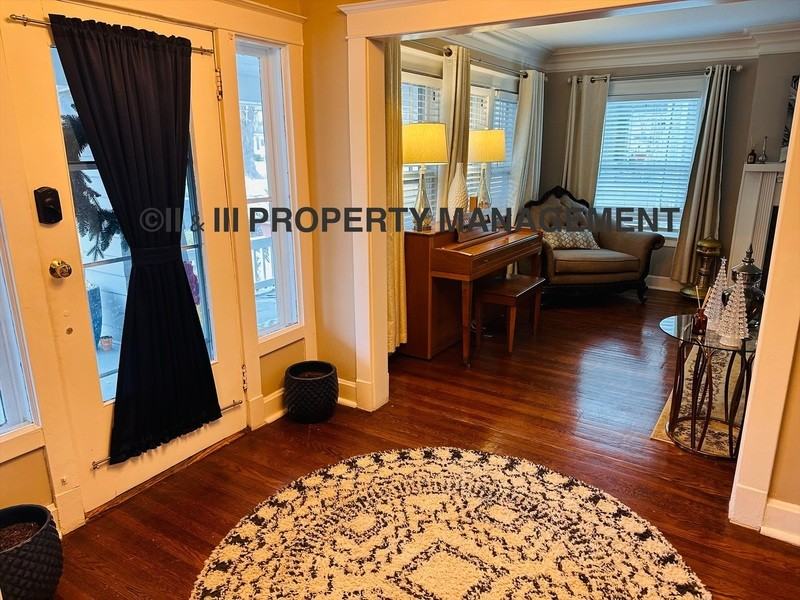 5524 Rockhill Rd - Photo 3 of 46