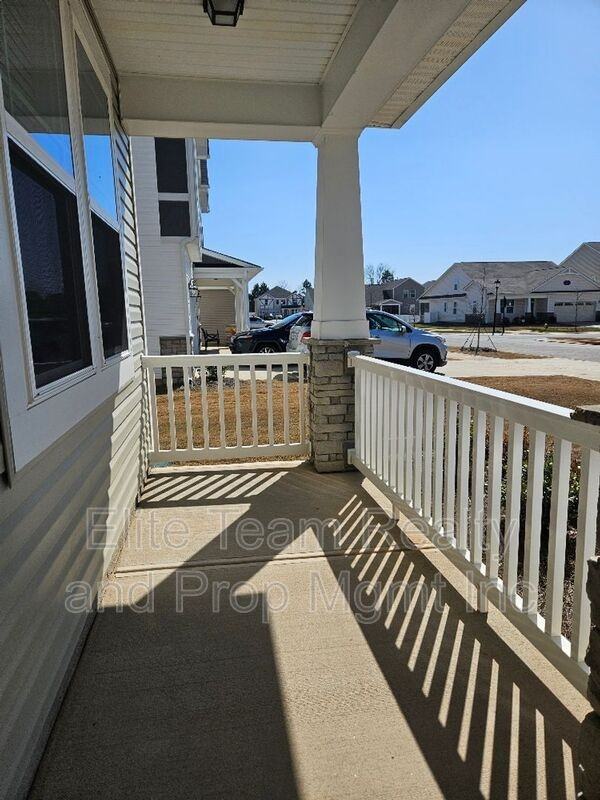 3108 Cheyney Park Dr - Photo 3 of 48