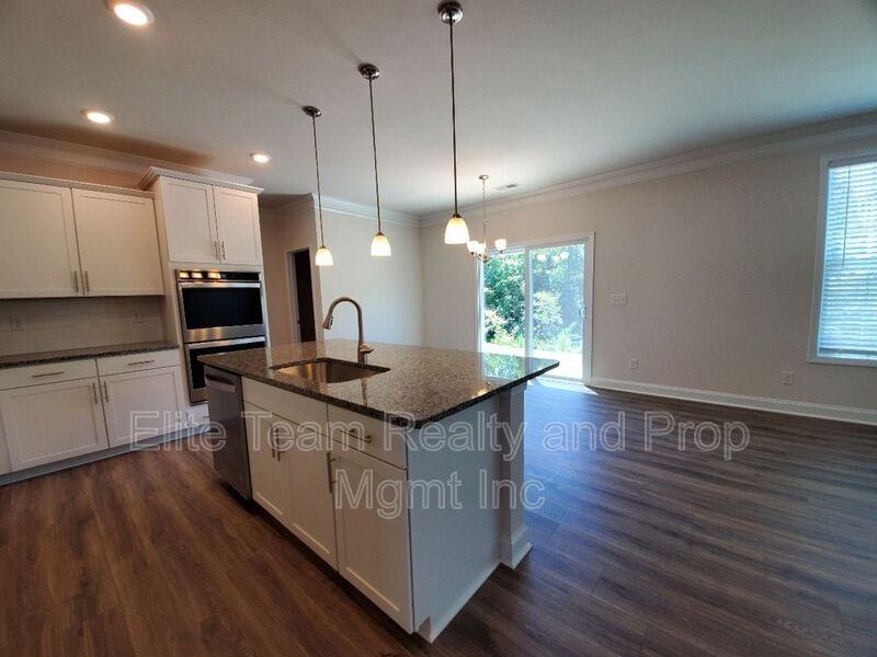 3013 Lydney Cir - Photo 6 of 49