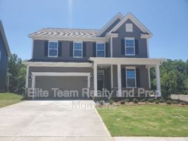 featured image of 3013 Lydney Cir