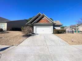 featured image of 302 Garden Cir
