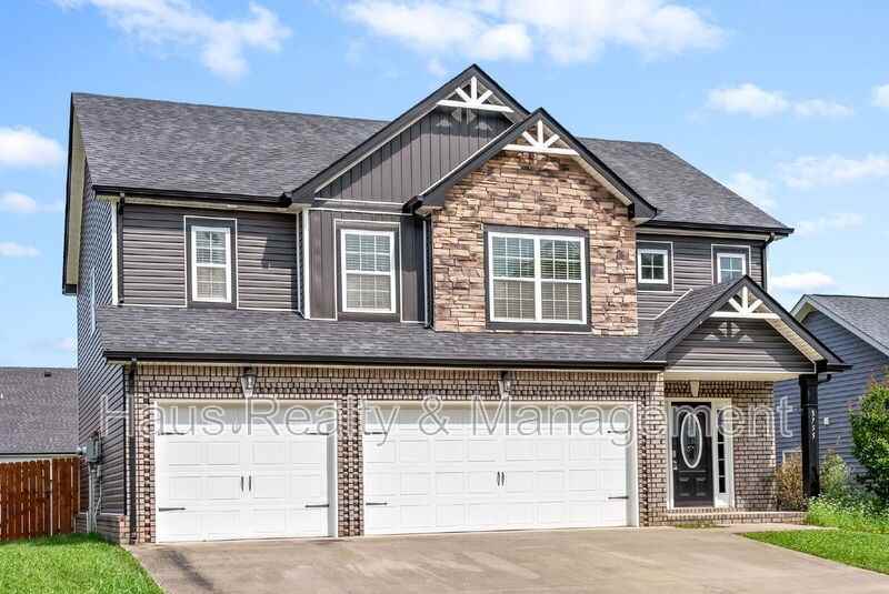 3755 Windmill Dr - Photo 2 of 39