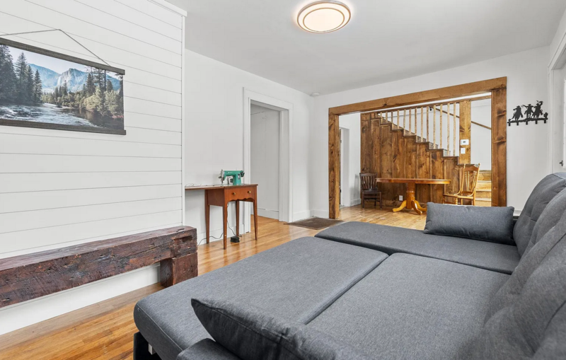 215 Billings Ave - Photo 2 of 11