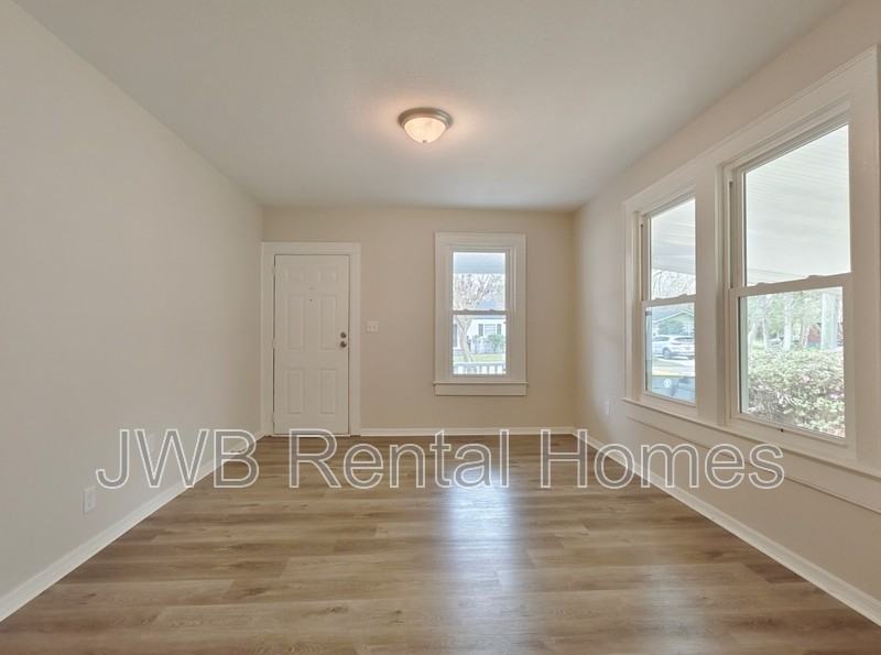 1804 Davidson St - Photo 3 of 7