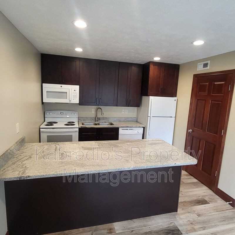 4401 S 27th St #A16 - Photo 3 of 20