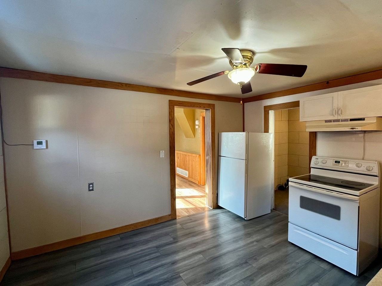 626 N Stevens St - Photo 3 of 18