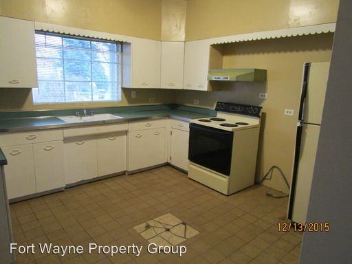 648 Lawton Pl - Photo 3 of 14