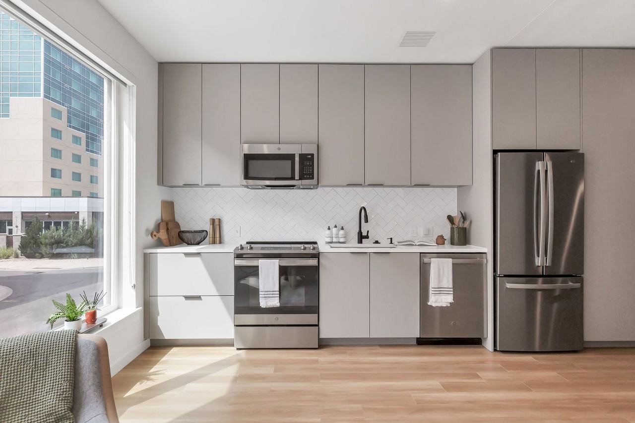 The Broadleaf - Photo 2 of 35