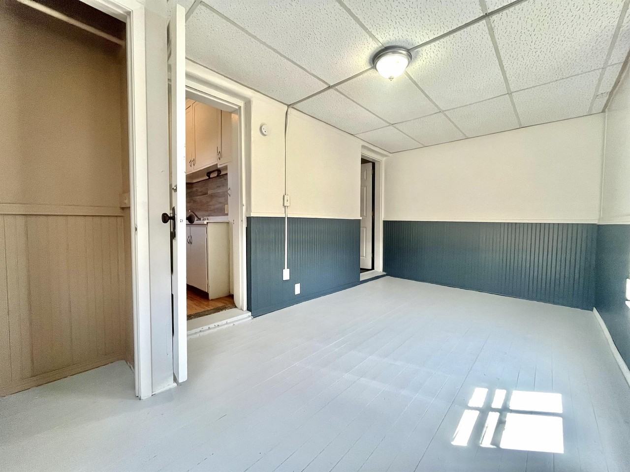 Wesley Place - Photo 4 of 19