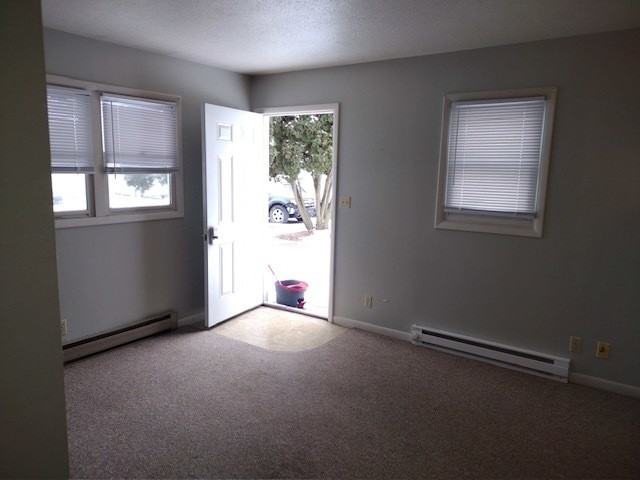 1729 Bancroft Avenue - Photo 3 of 10