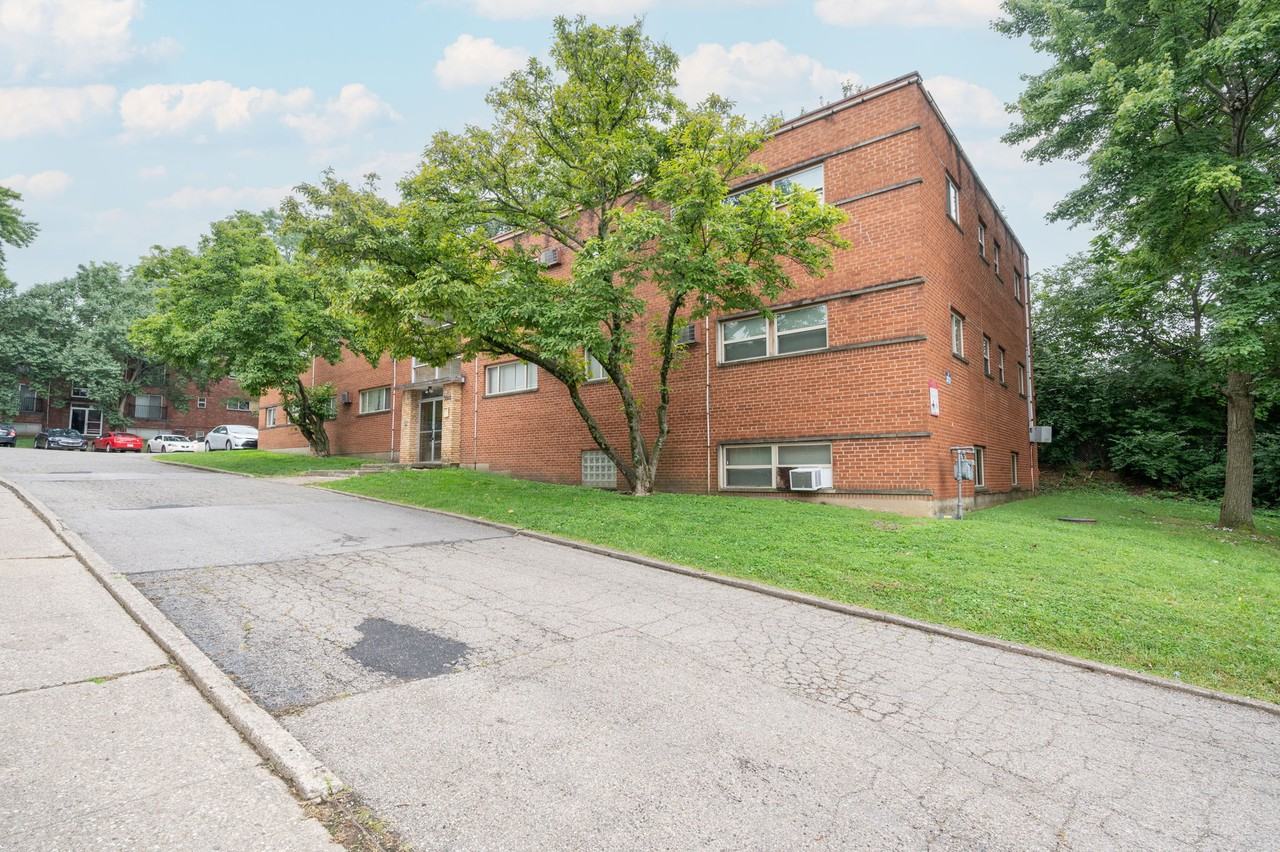 3340 Stathem Avenue - Photo 2 of 4