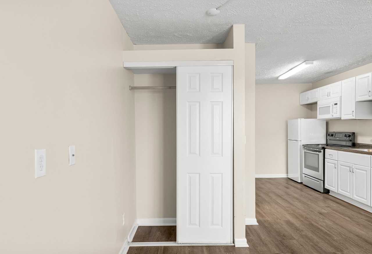 644 West Caladium Circle - Photo 5 of 23