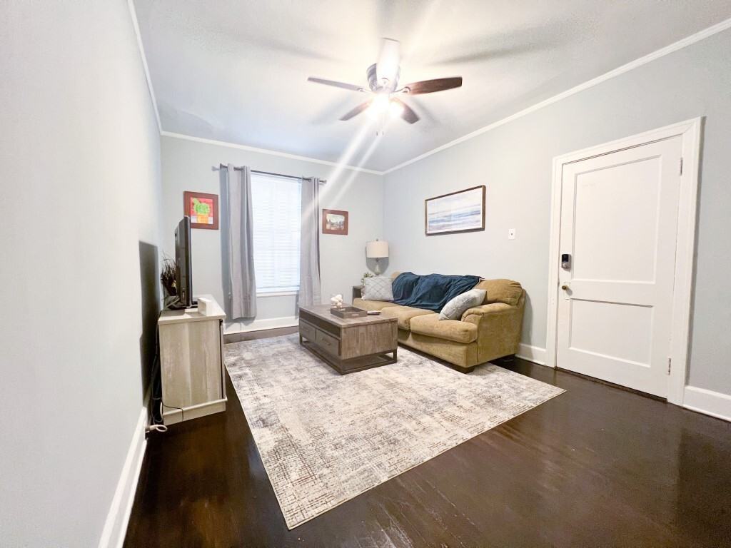 128 Stonewall Street - Photo 2 of 17