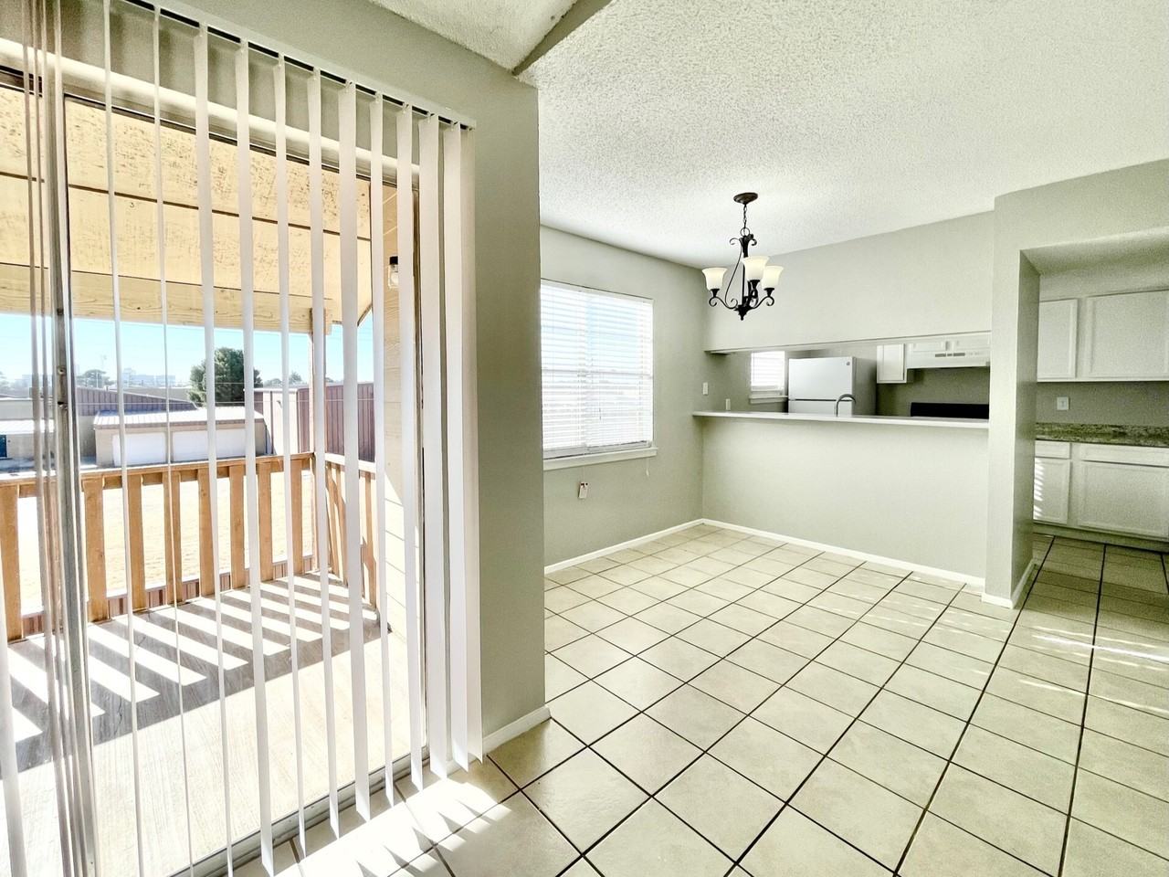 Garden Court Apartments - Photo 5 of 50