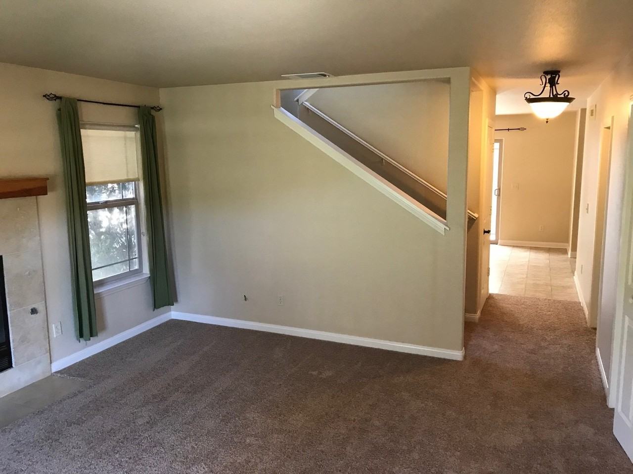 619 Main St - Photo 3 of 21