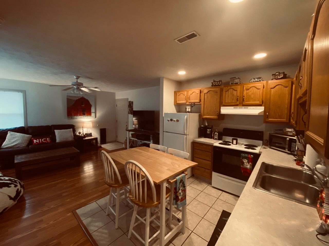 1431 Saratoga Avenue (Building 2) - Photo 3 of 10